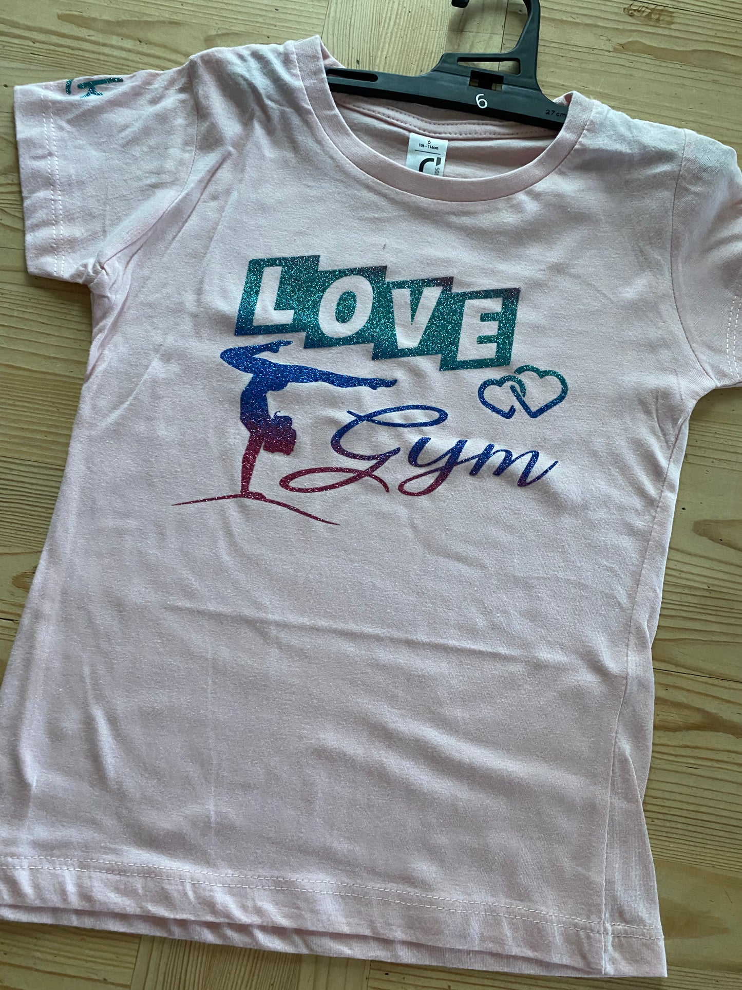 DESTOCKAGE T shirt 6 ans
