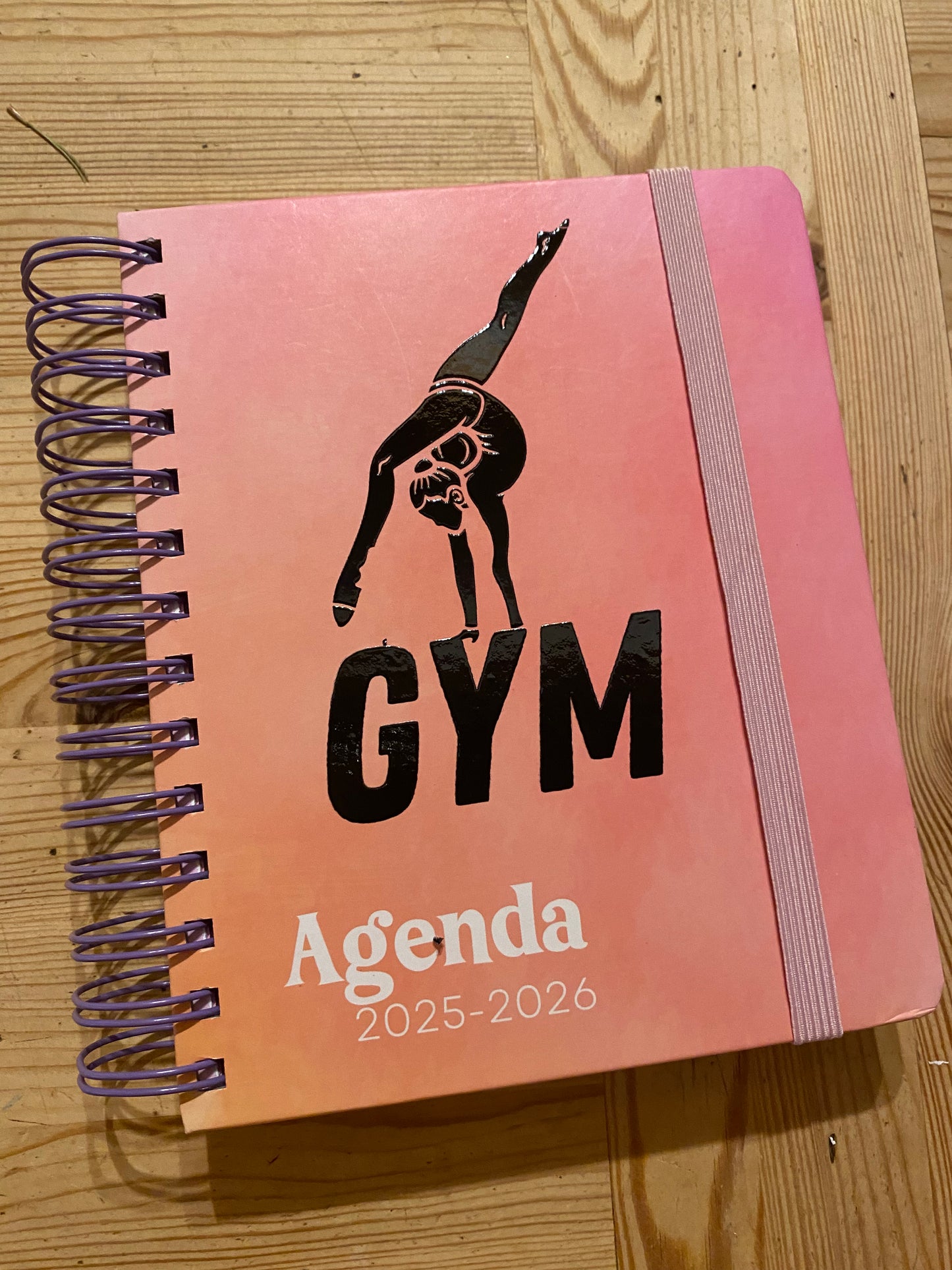 Agenda Scolaire GYM 2025/26 dégradé rose orange